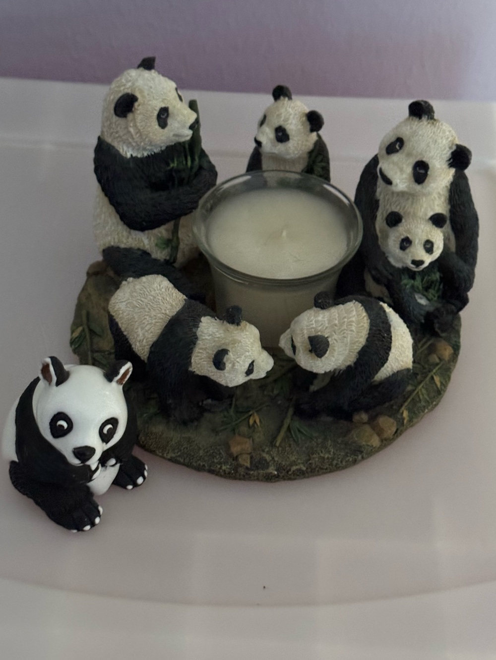 Panda Family Candle Holder & extra Panda